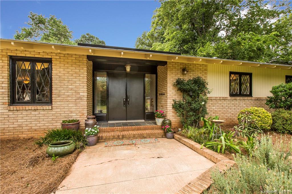 Lansdowne - Residential