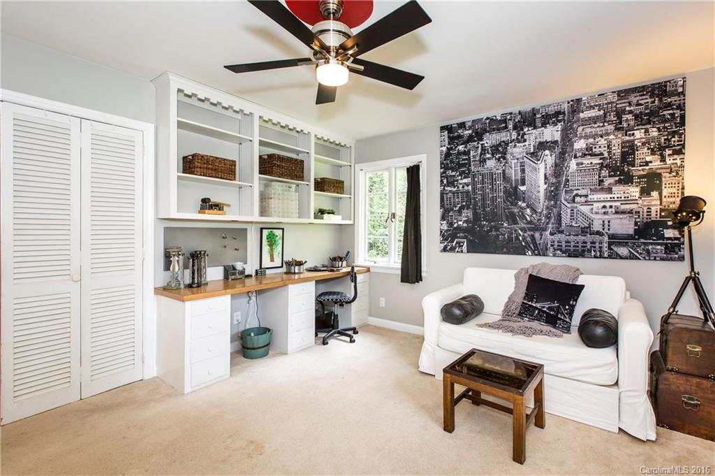 Lansdowne - Residential