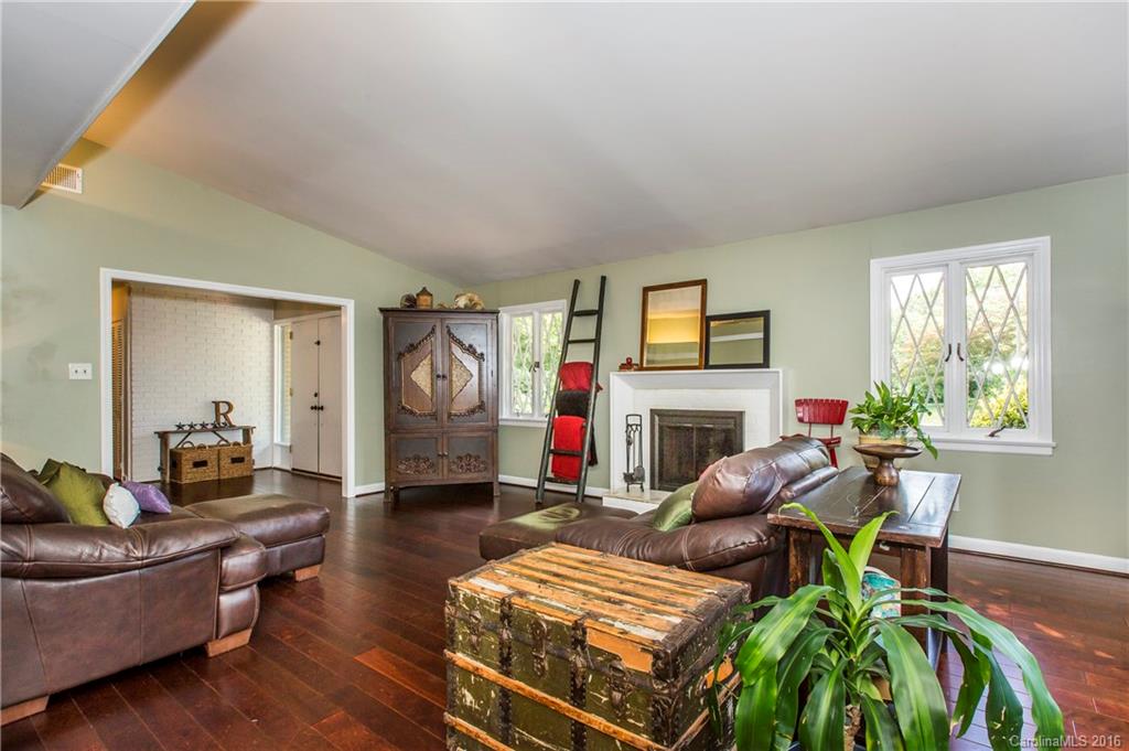 Lansdowne - Residential