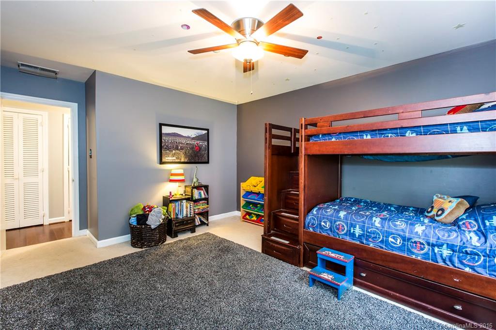 Lansdowne - Residential