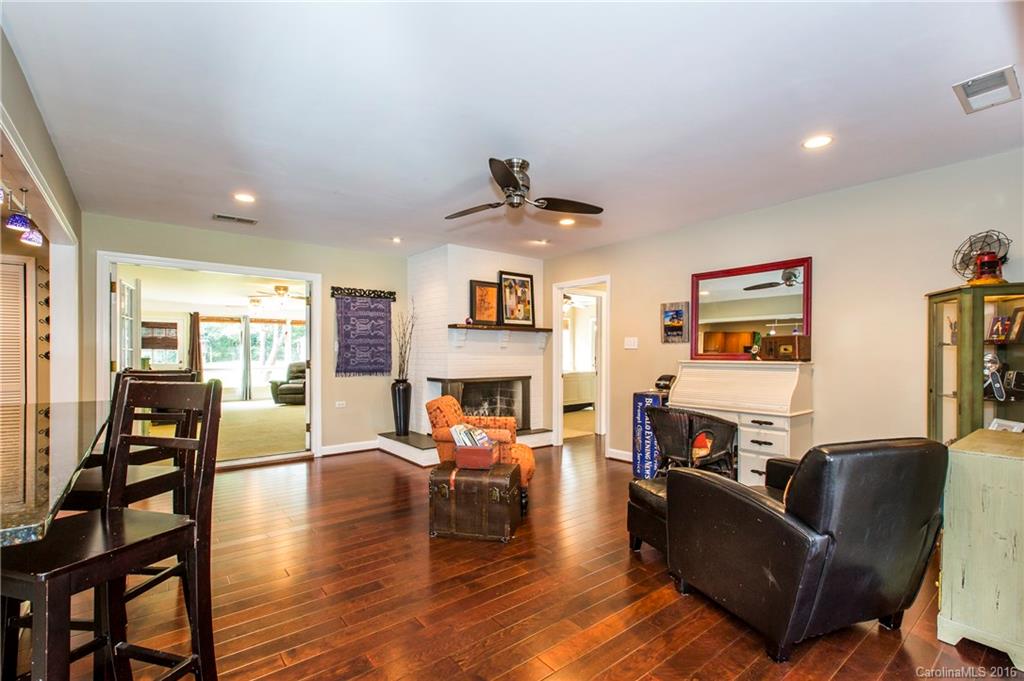 Lansdowne - Residential