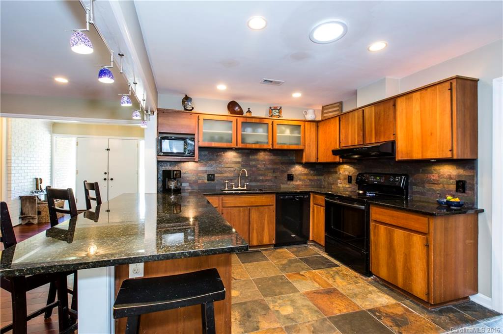 Lansdowne - Residential