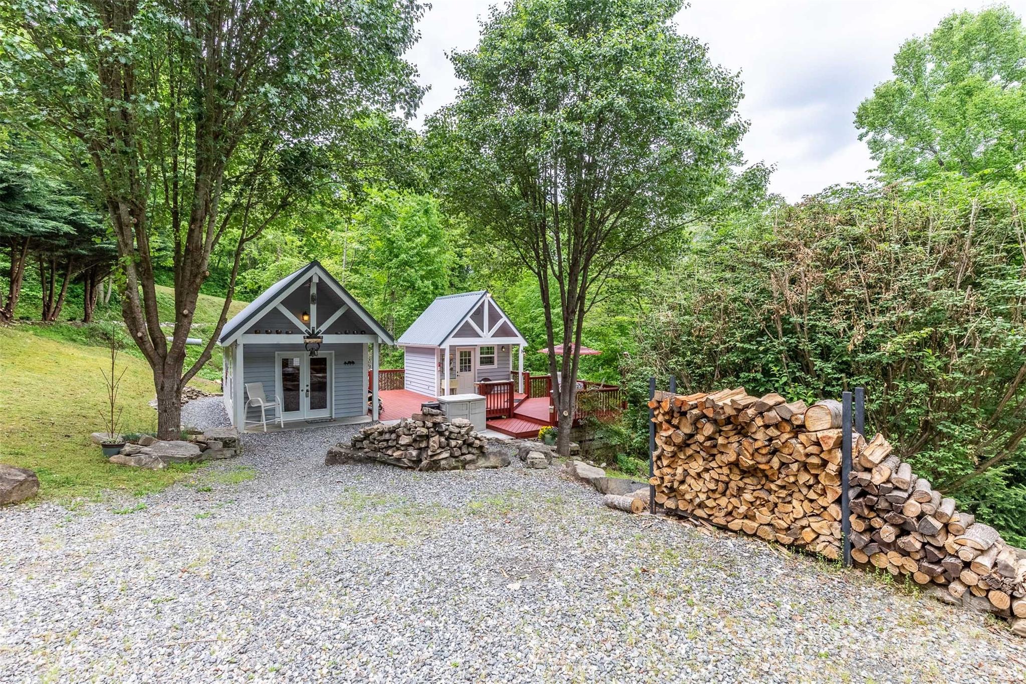 Walnut Cove - Residential