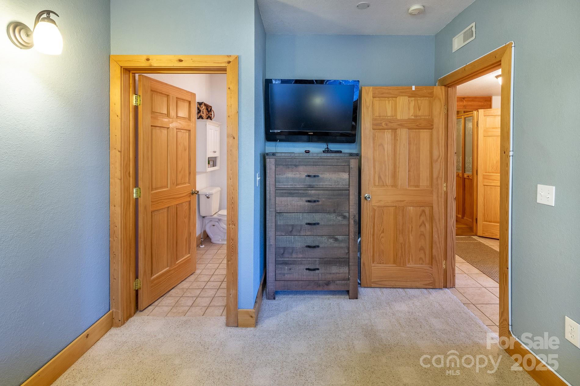 Walnut Cove - Residential