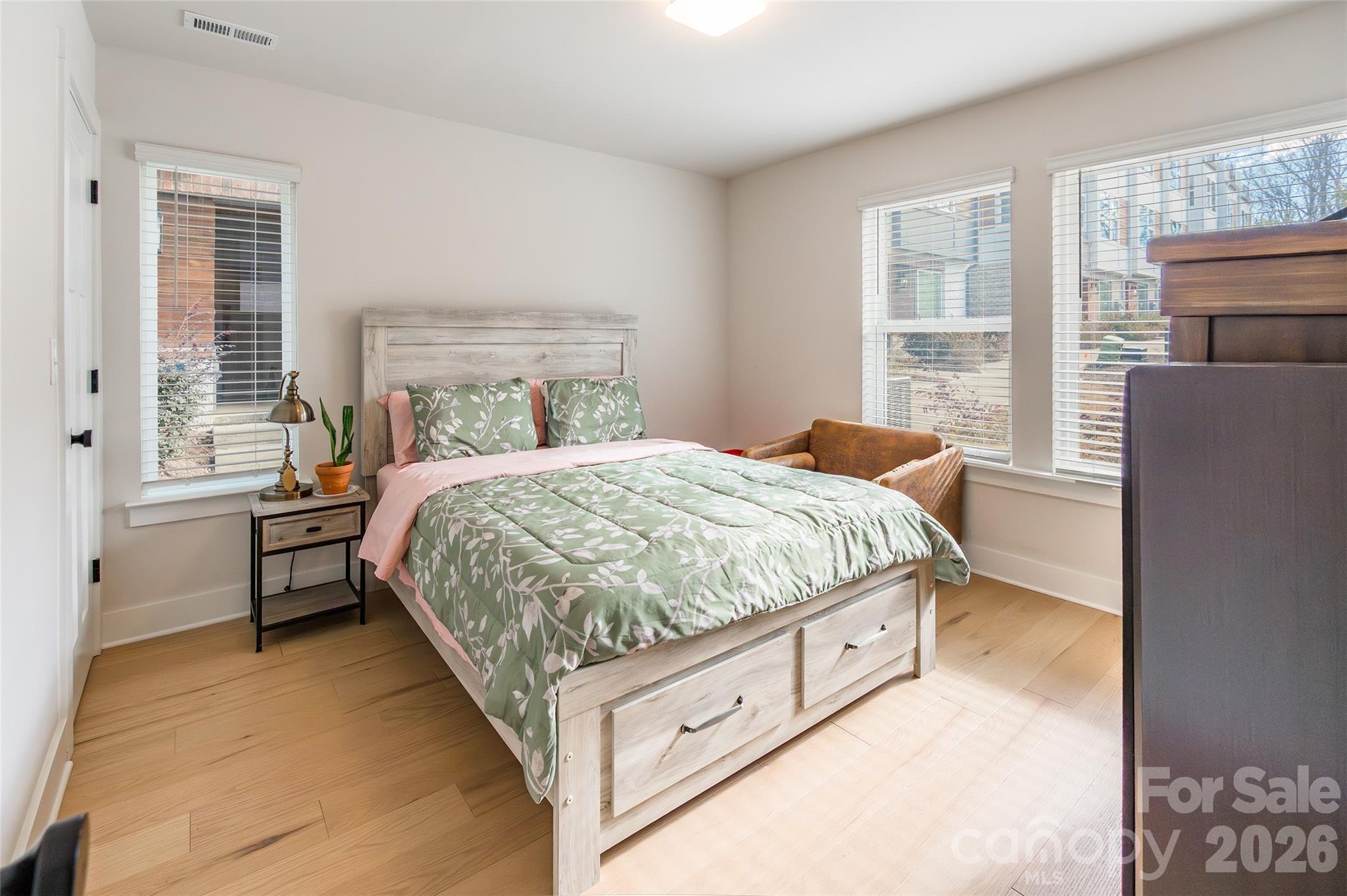 LOSO Terraces - Residential