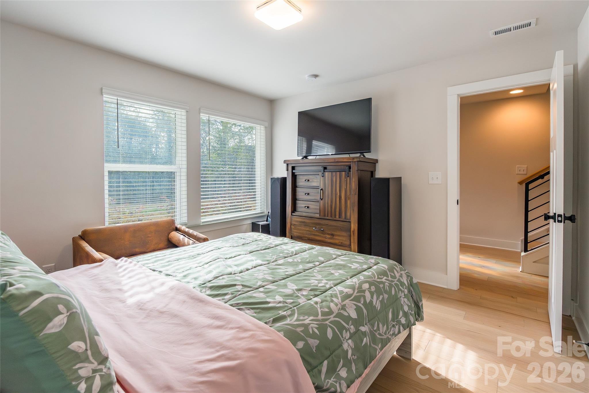 LOSO Terraces - Residential