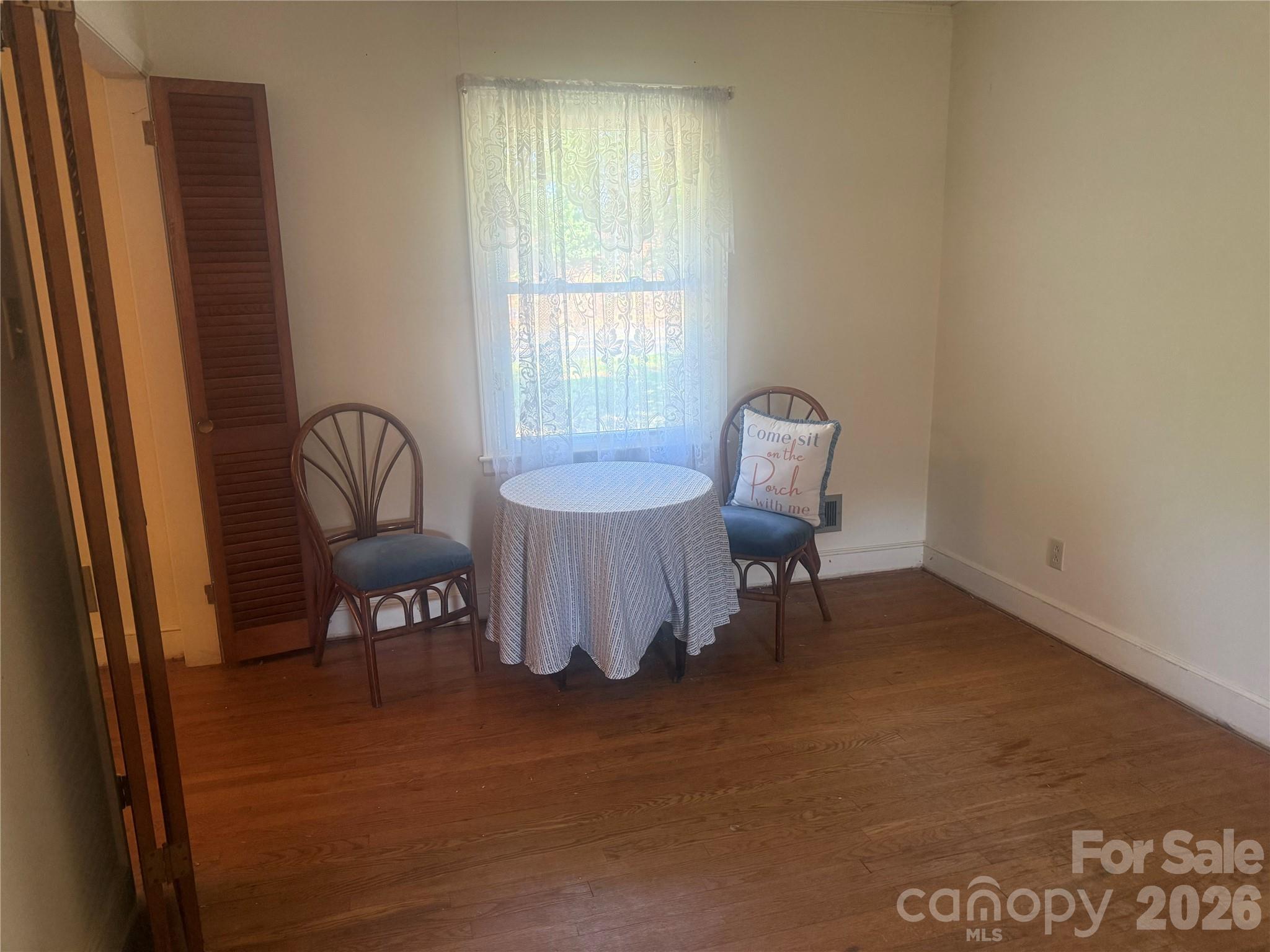 1554 Eden Terrace