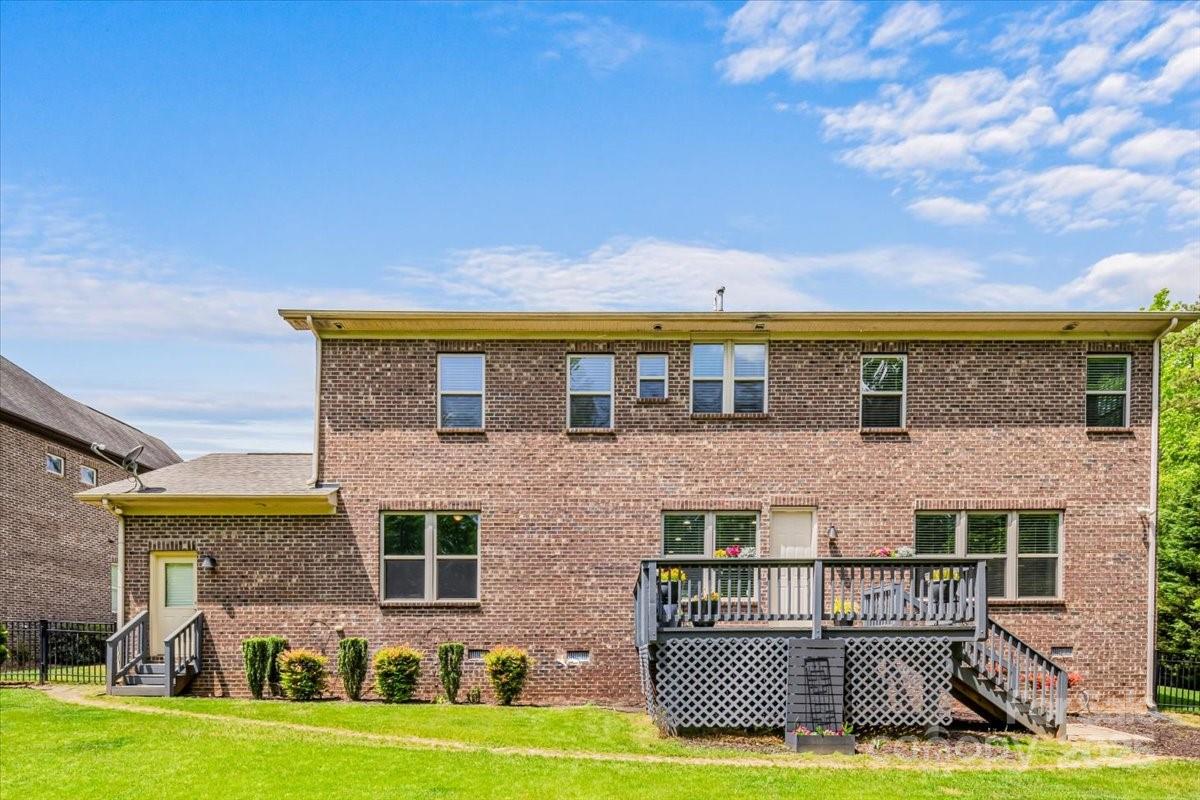 Barber Rock - Residential