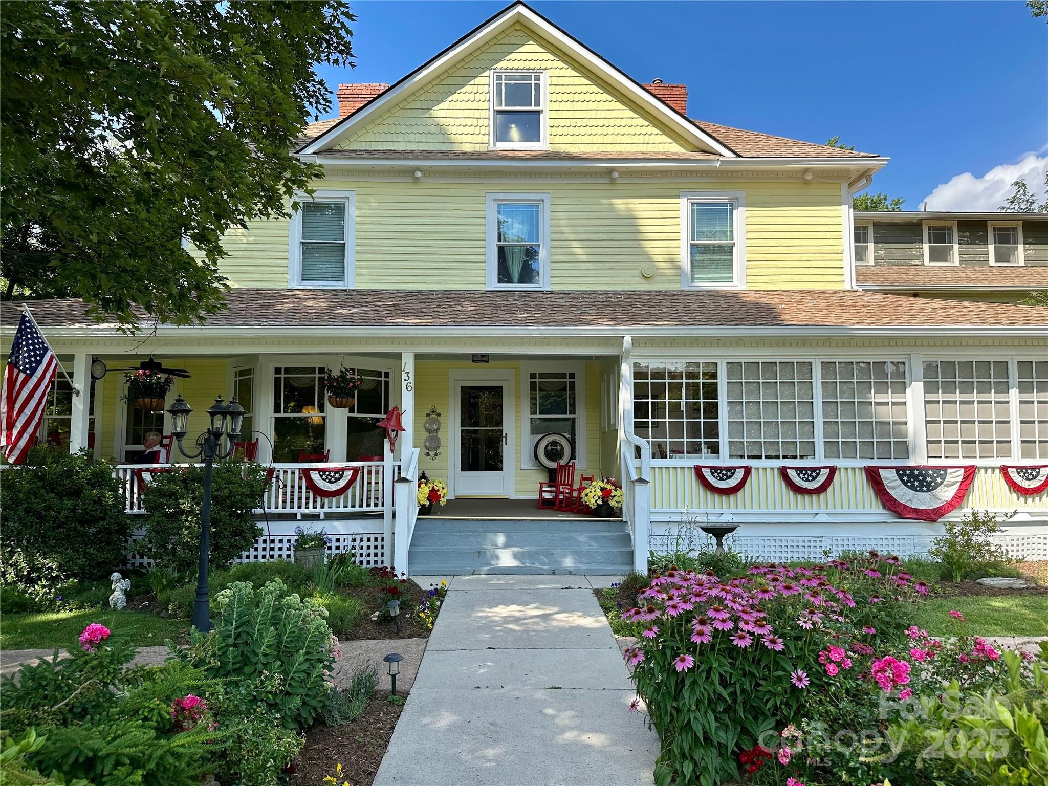 136 N Dougherty Street