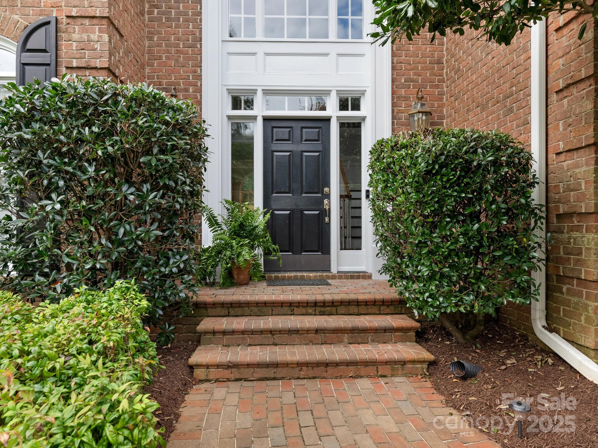 1723 Dove Cottage Drive
