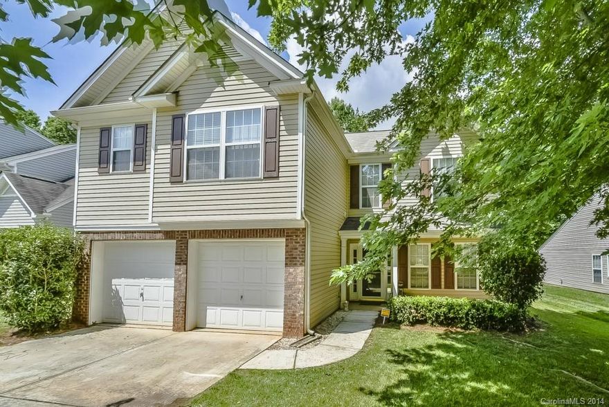 Move in ready 3 bedroom home w very large bonus room. Large master suite w double door entry, trey ceiling, large walk in closet.  Master bath w double vanity, garden tub, separate shower.  Formal dining room, spacious eat in kitchen to great room with fireplace.  Deep .25 acre fenced yard with trees and privacy. Community has an incredible pool, stocked lake, tennis courts, playground, rec center.  Great schools, 10 min south of Ballantyne.