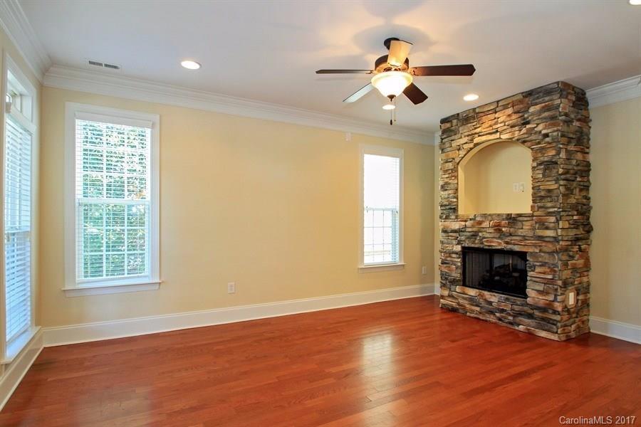 Chestnut Oaks - Residential Lease