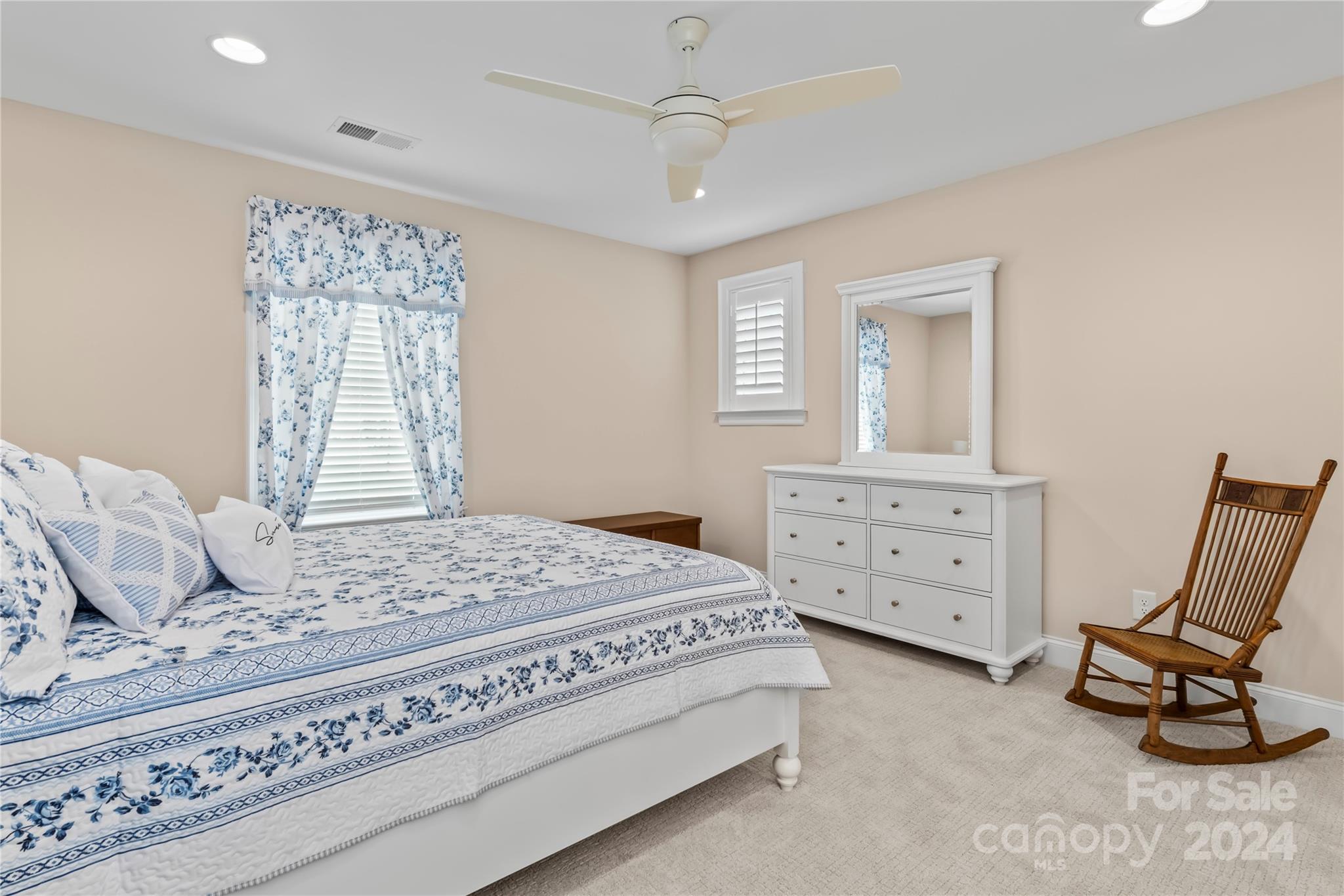 Davidson Pond - Residential