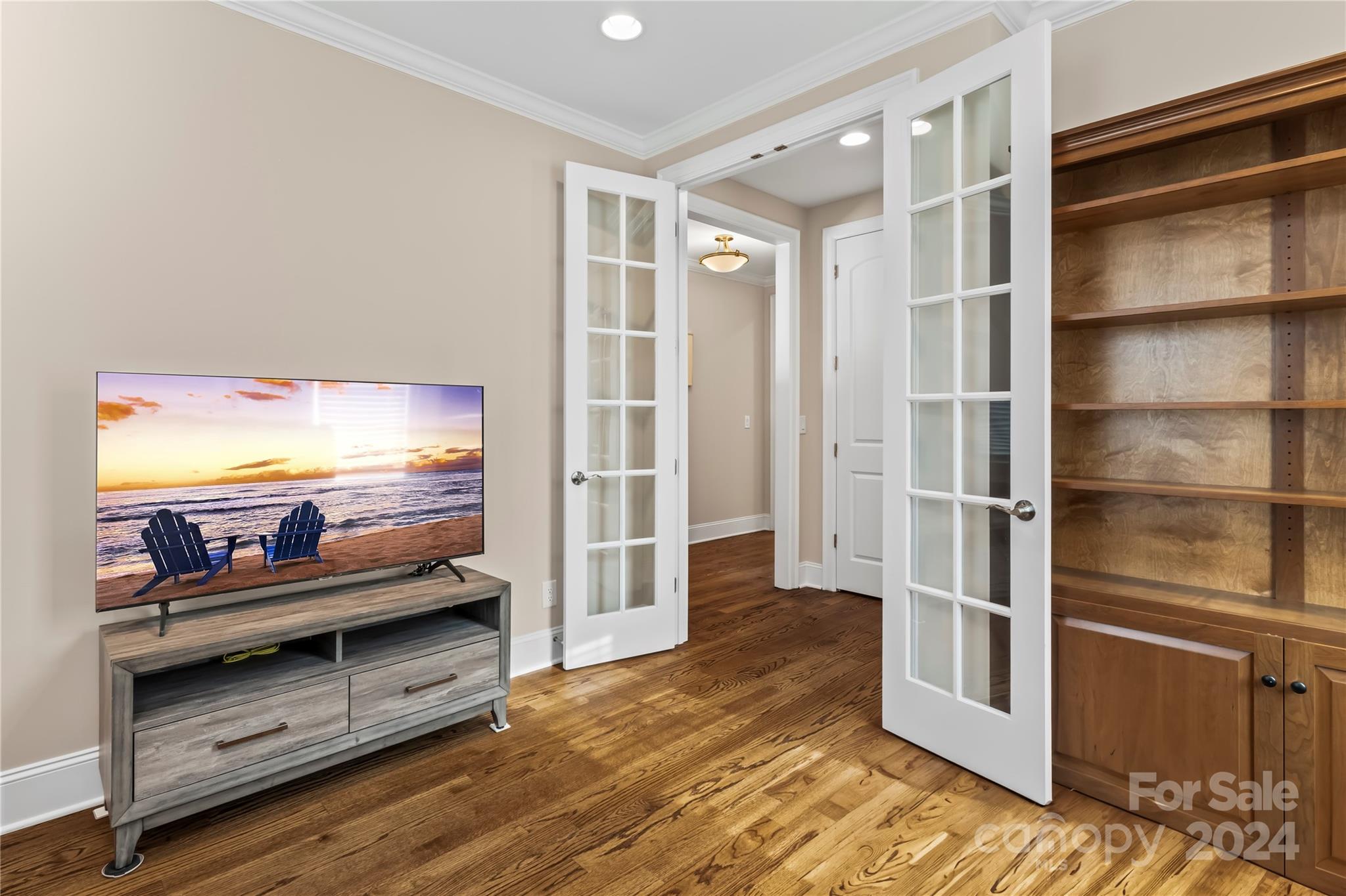 Davidson Pond - Residential