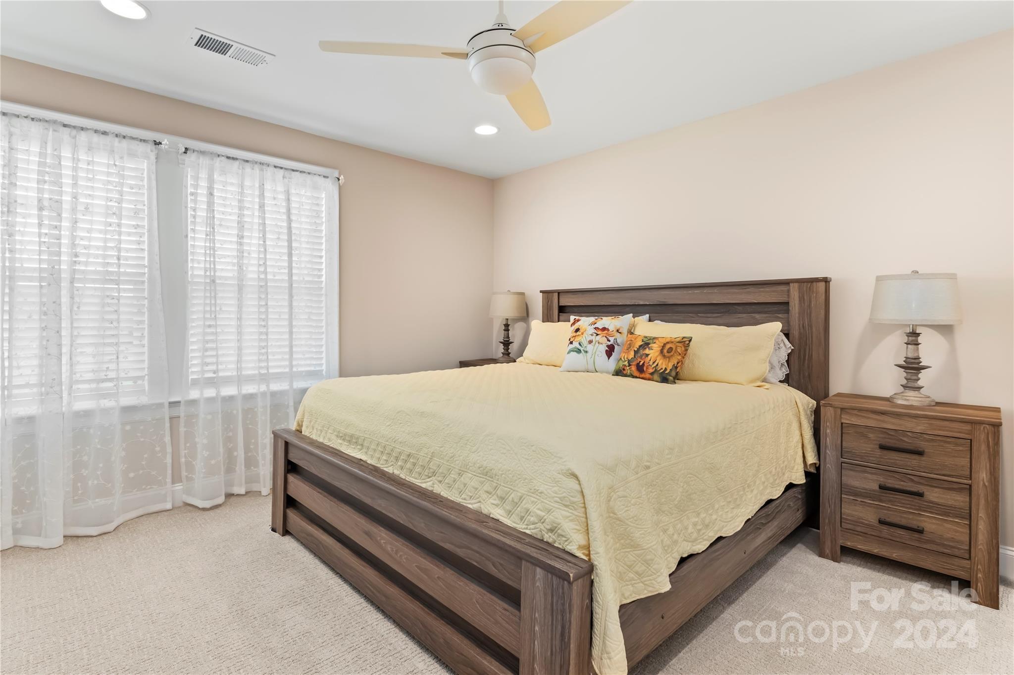 Davidson Pond - Residential