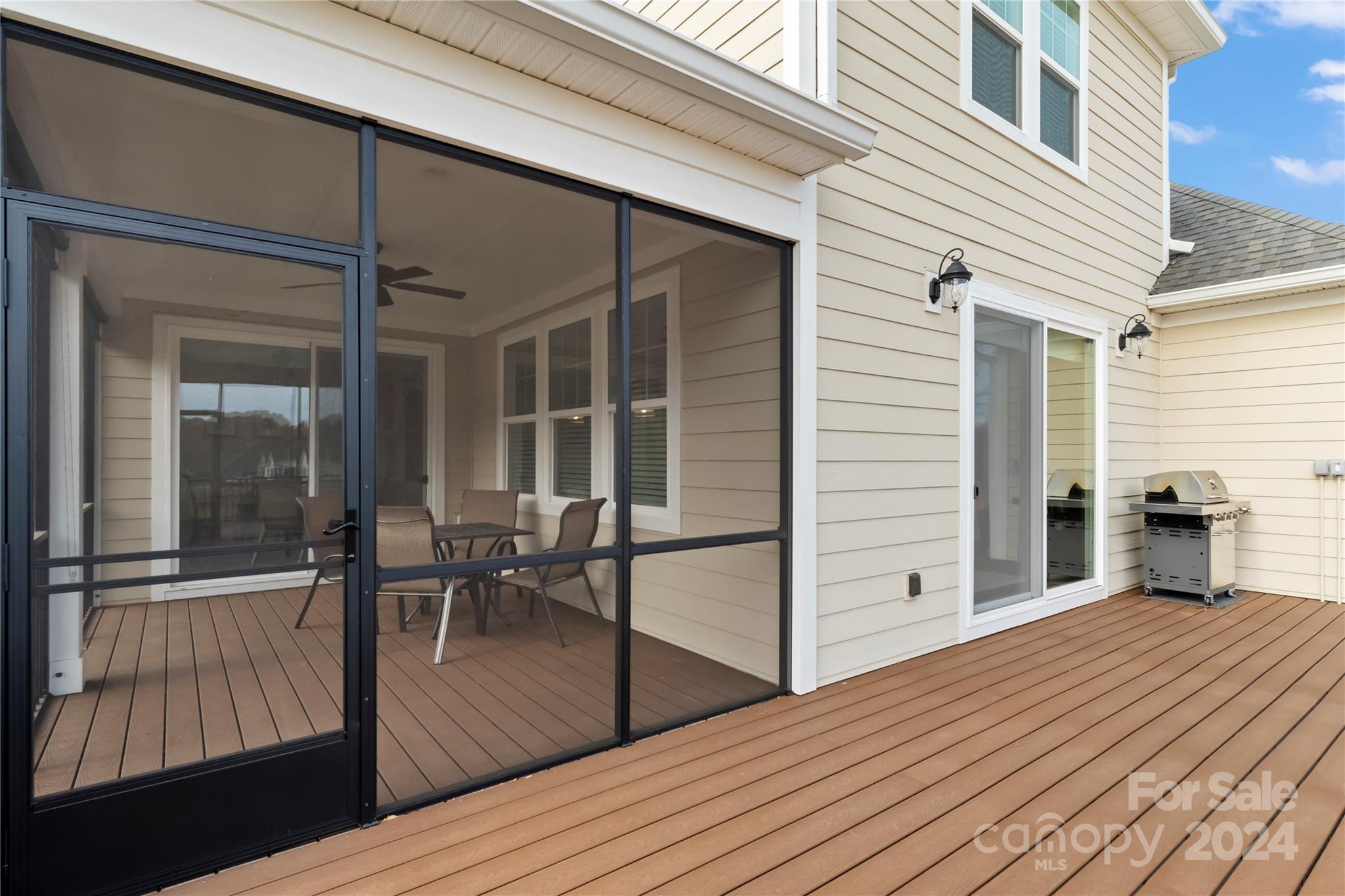 Davidson Pond - Residential