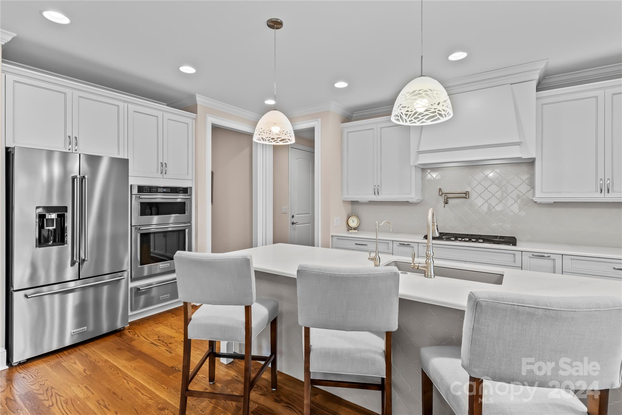 Davidson Pond - Residential