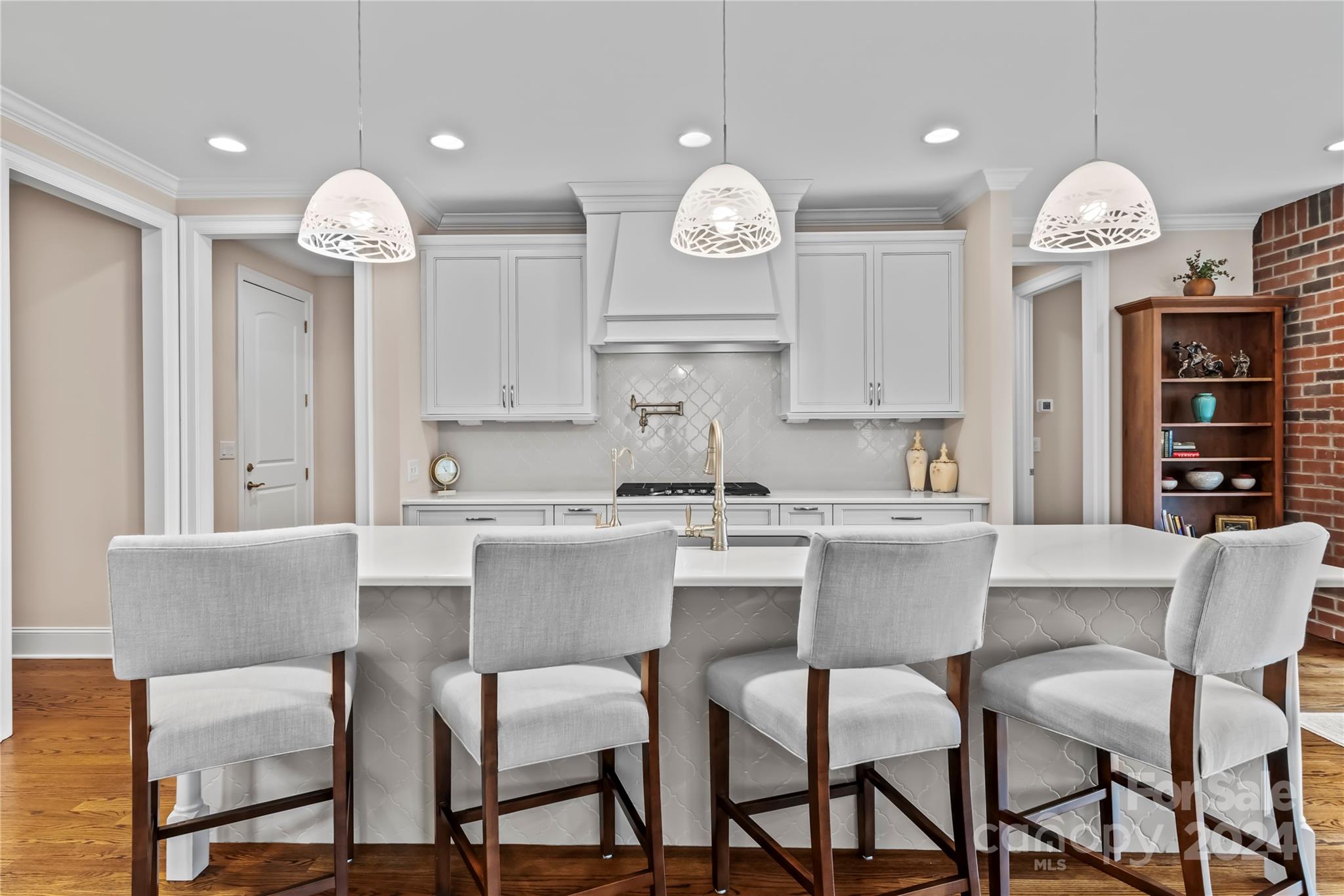 Davidson Pond - Residential