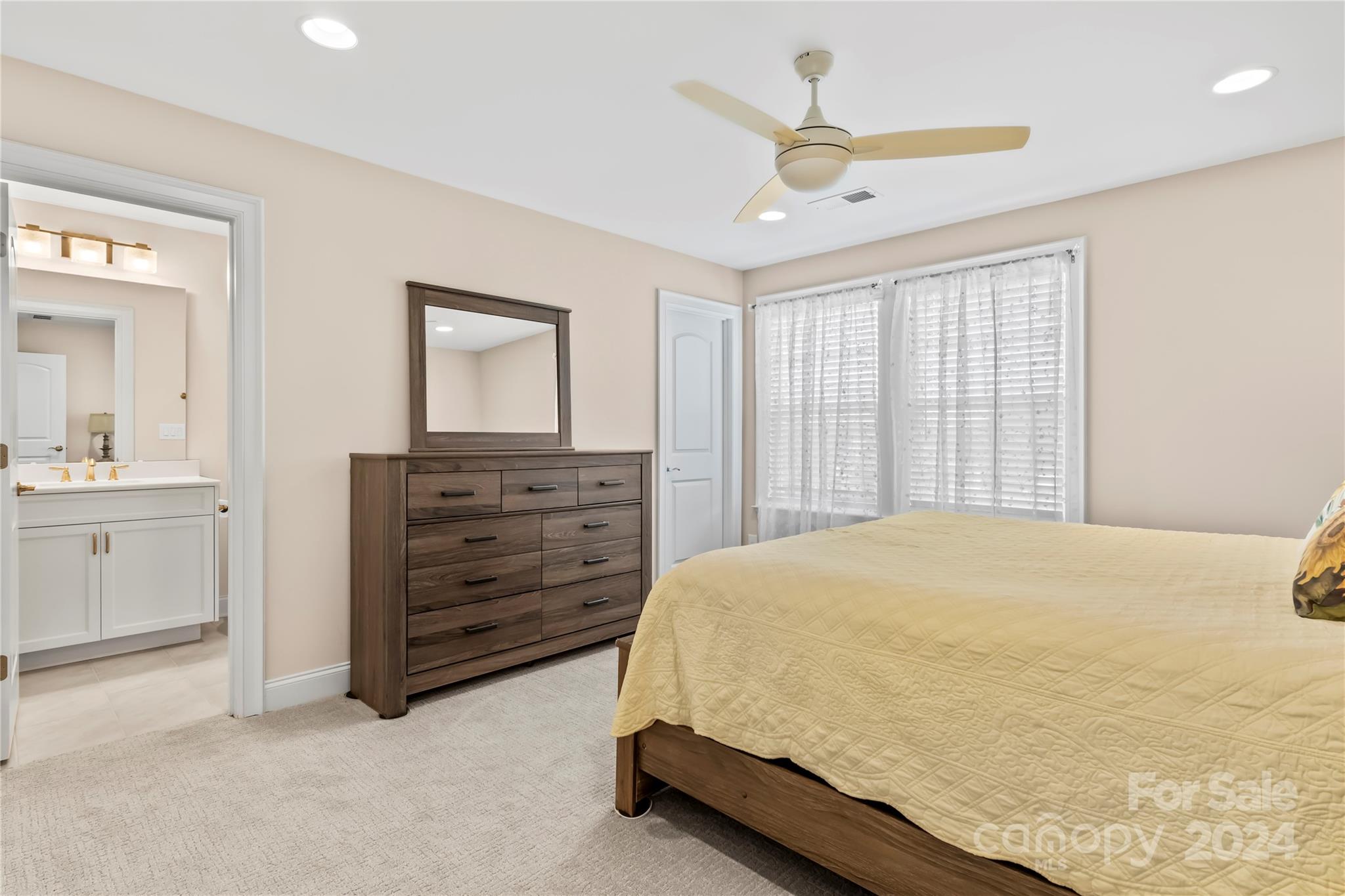 Davidson Pond - Residential