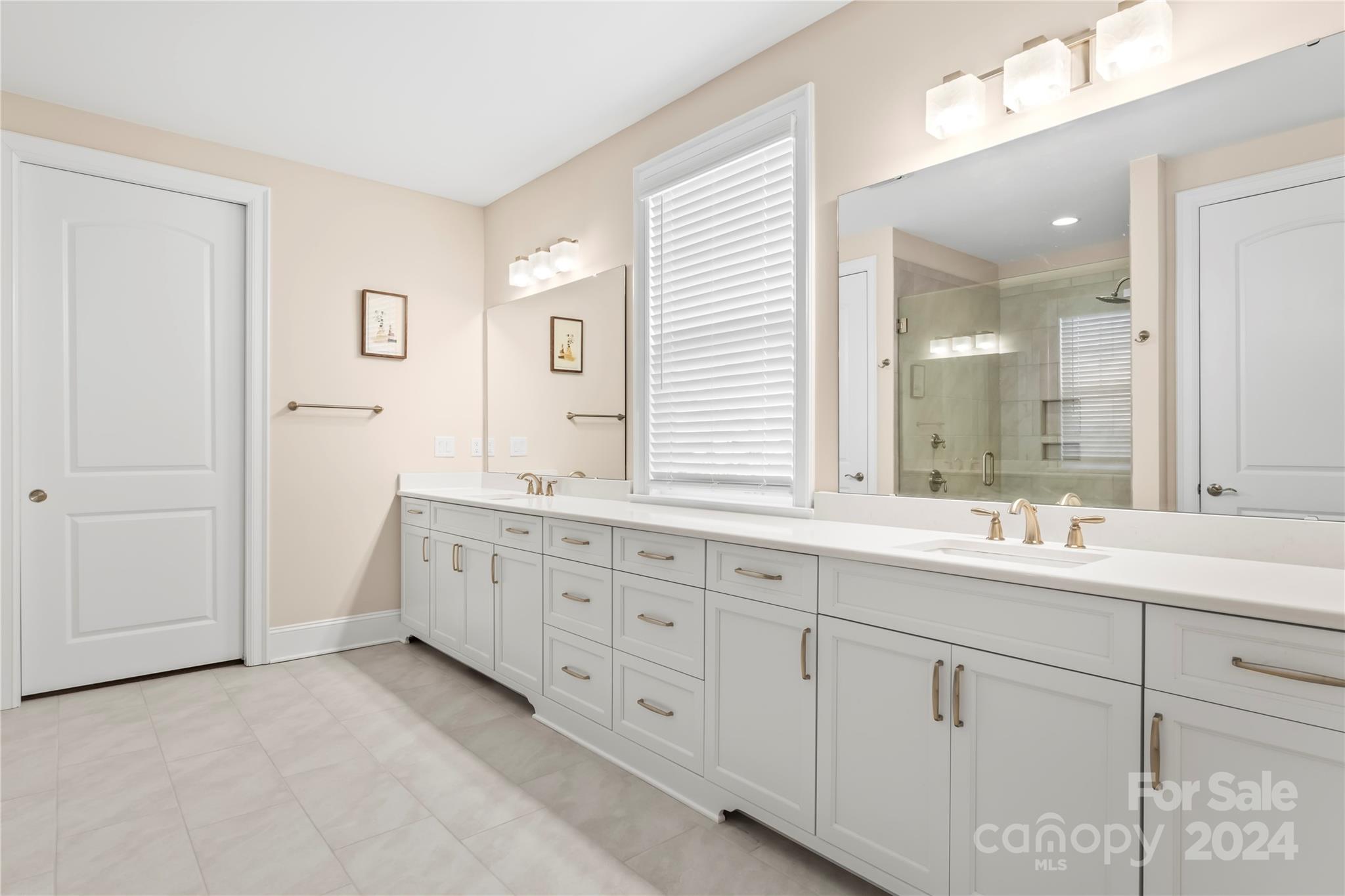 Davidson Pond - Residential