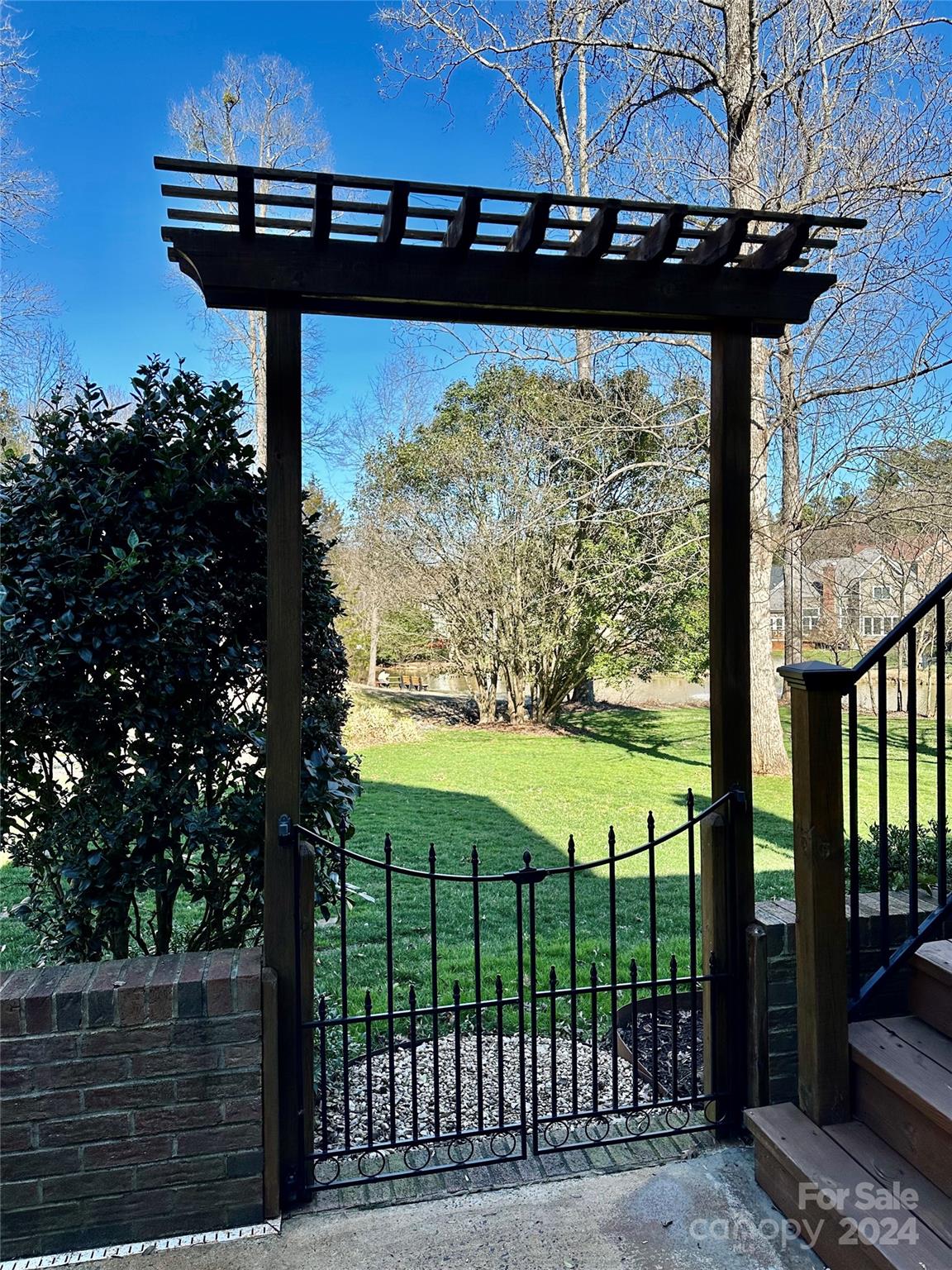 Thornhill - Residential