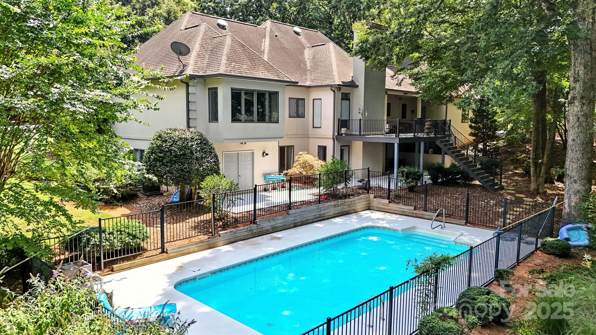 Old River Trails - Residential