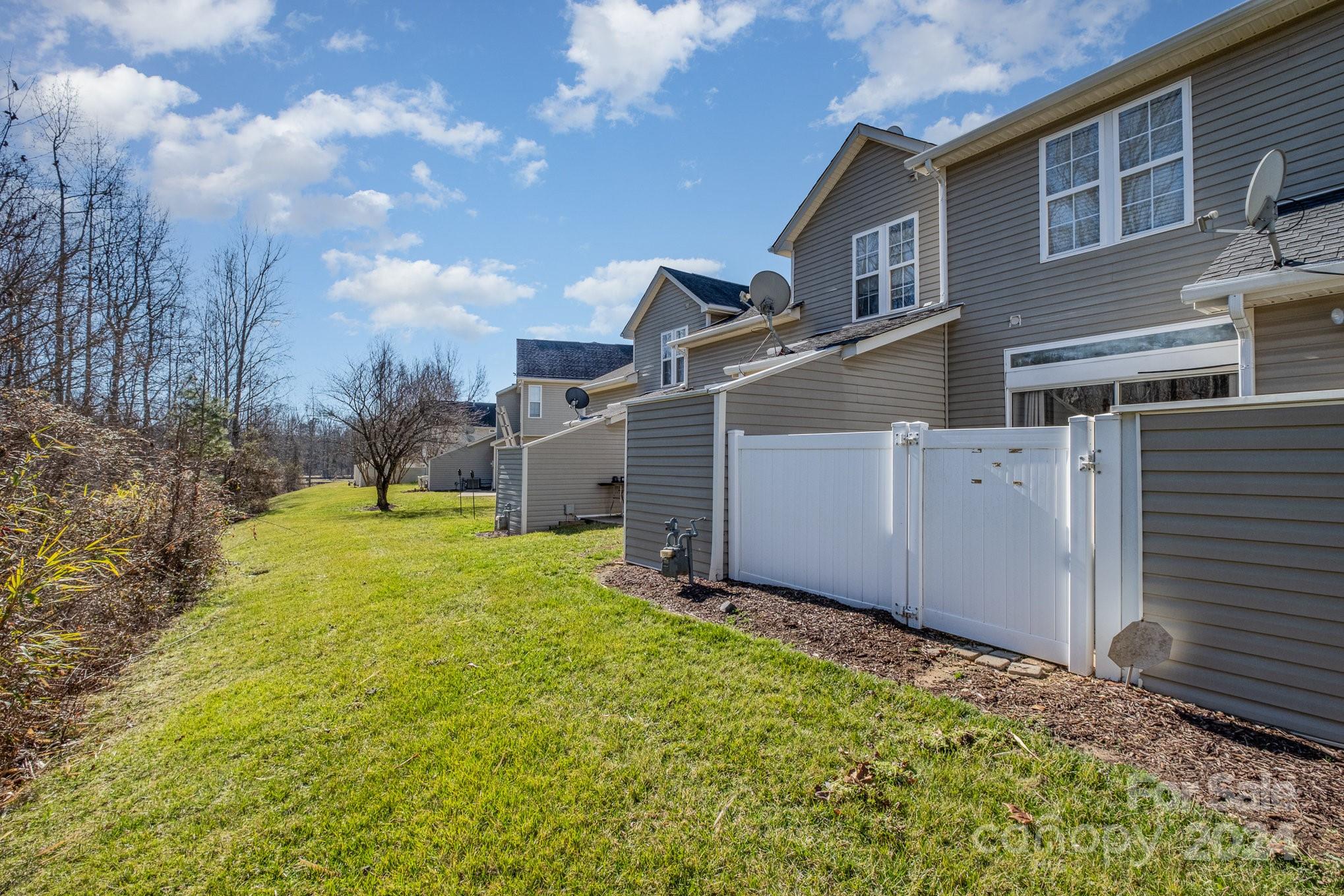 Towne Meadows At Treyburn - Residential