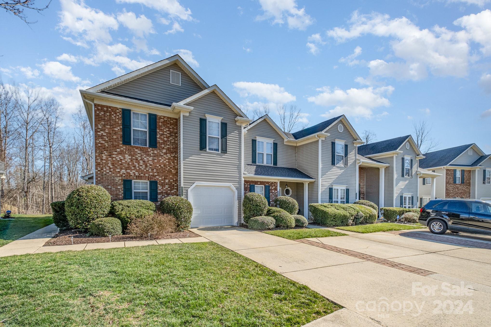 Towne Meadows At Treyburn - Residential