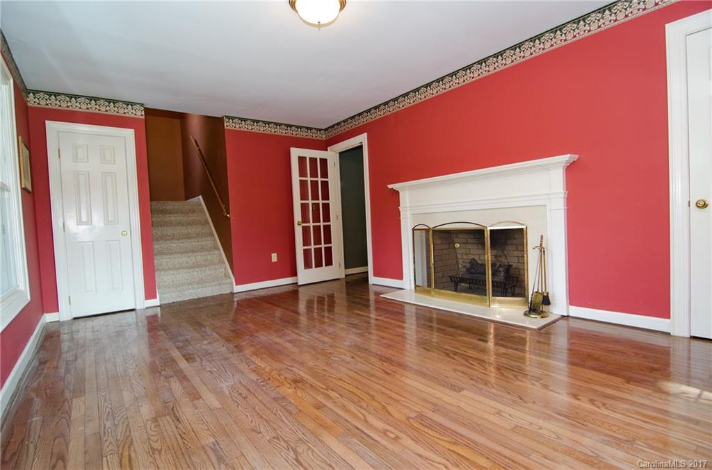 River Hills - Residential