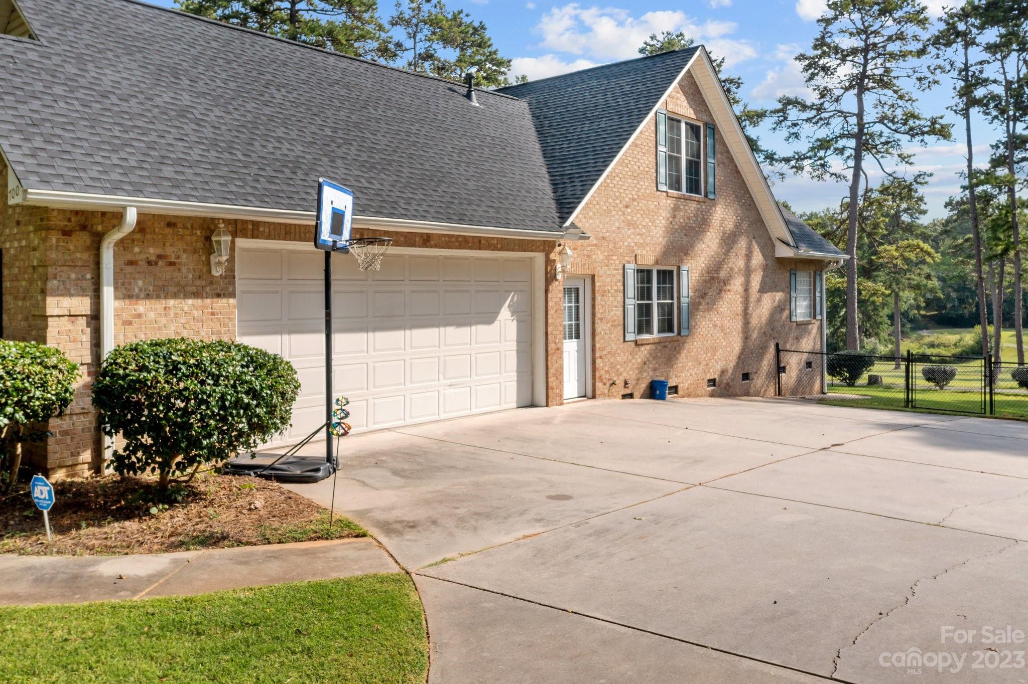 Corbin Hills - Residential