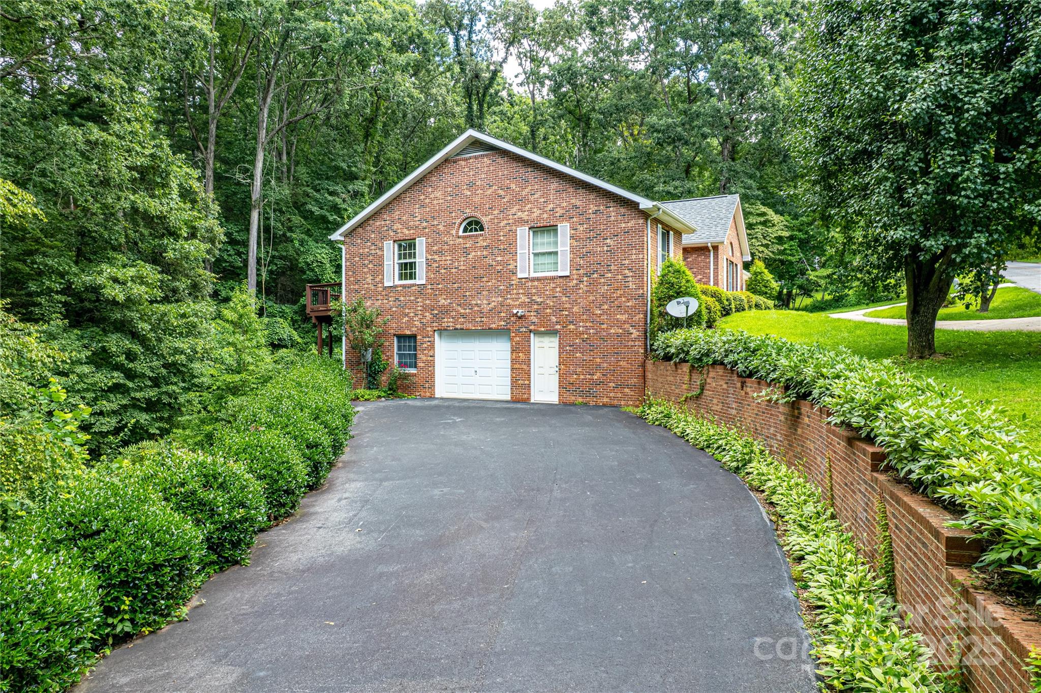 185 Oak Ridge Drive