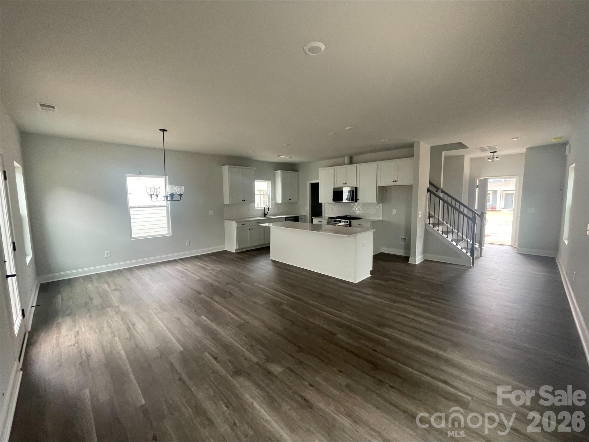 4009 Grommet Court