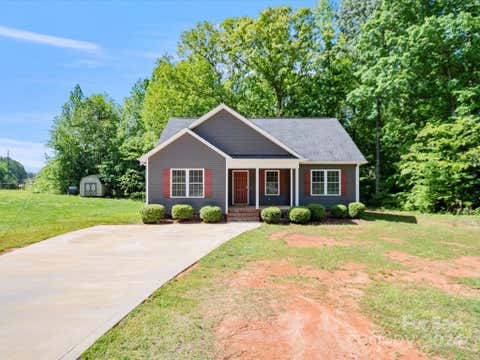 Photo for 905 Loganberry Lane