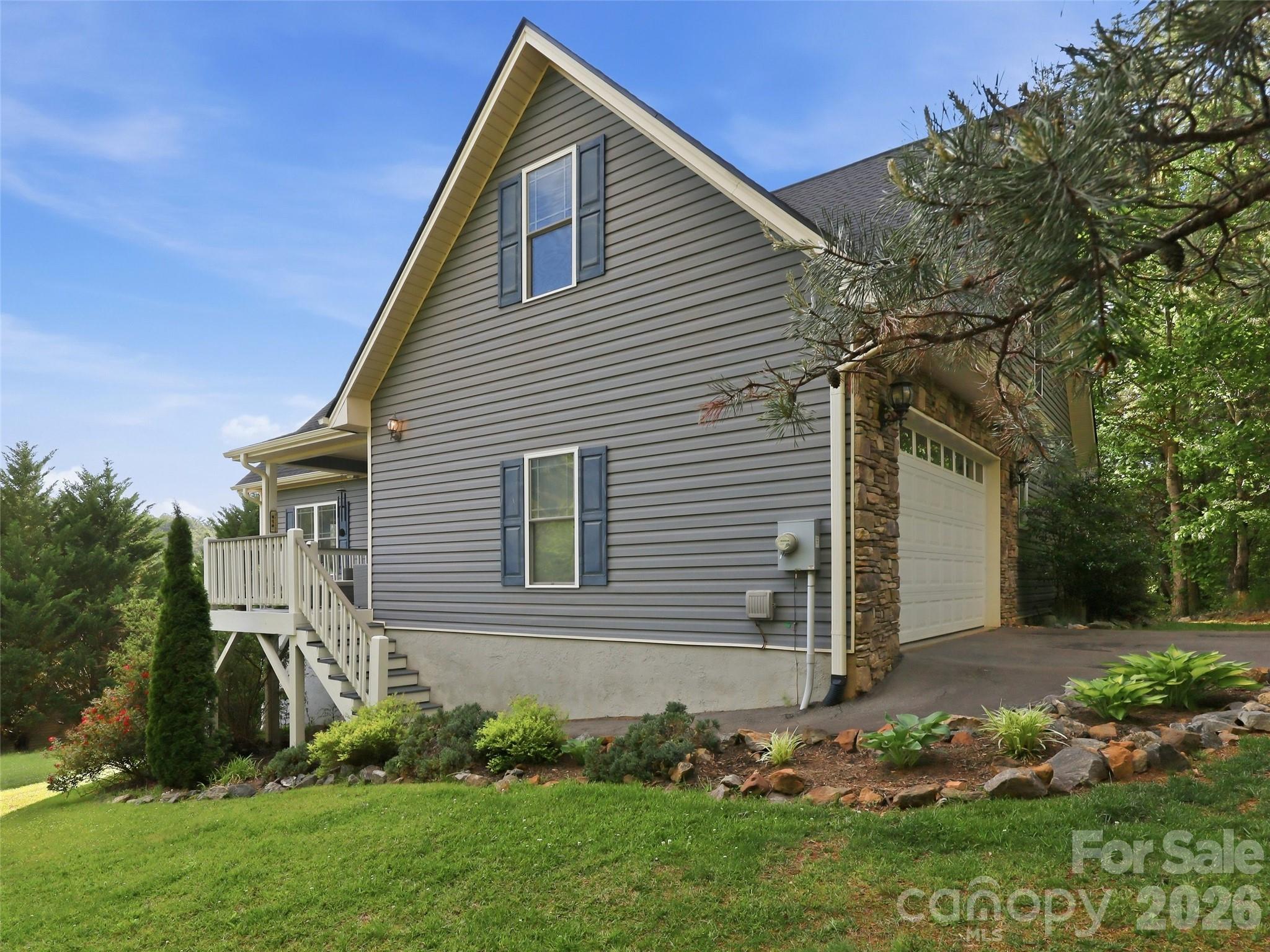 16 Lancaster Lane
