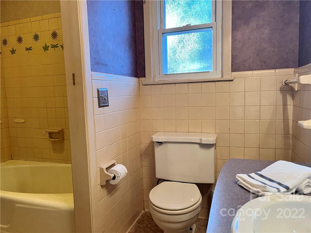 Woodland Acres - Residential