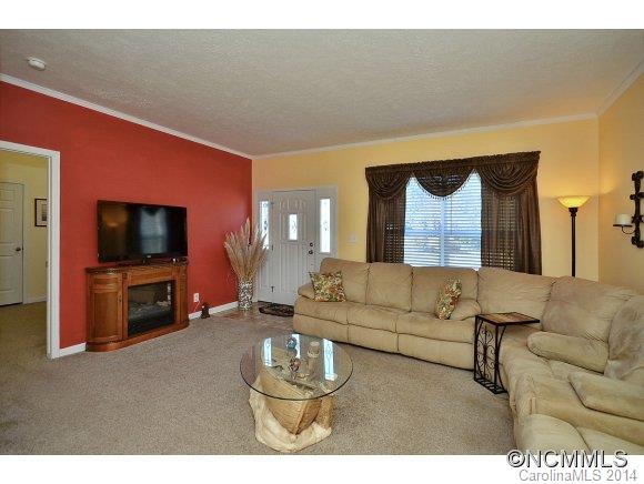 Pilot Mountain Estates - Residential