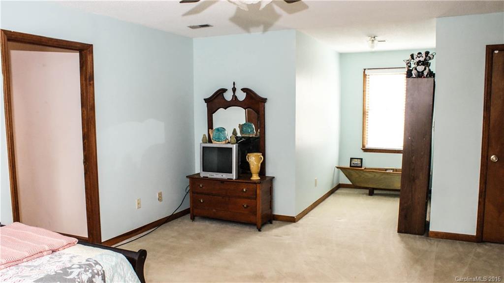 Cameron Acres - Residential