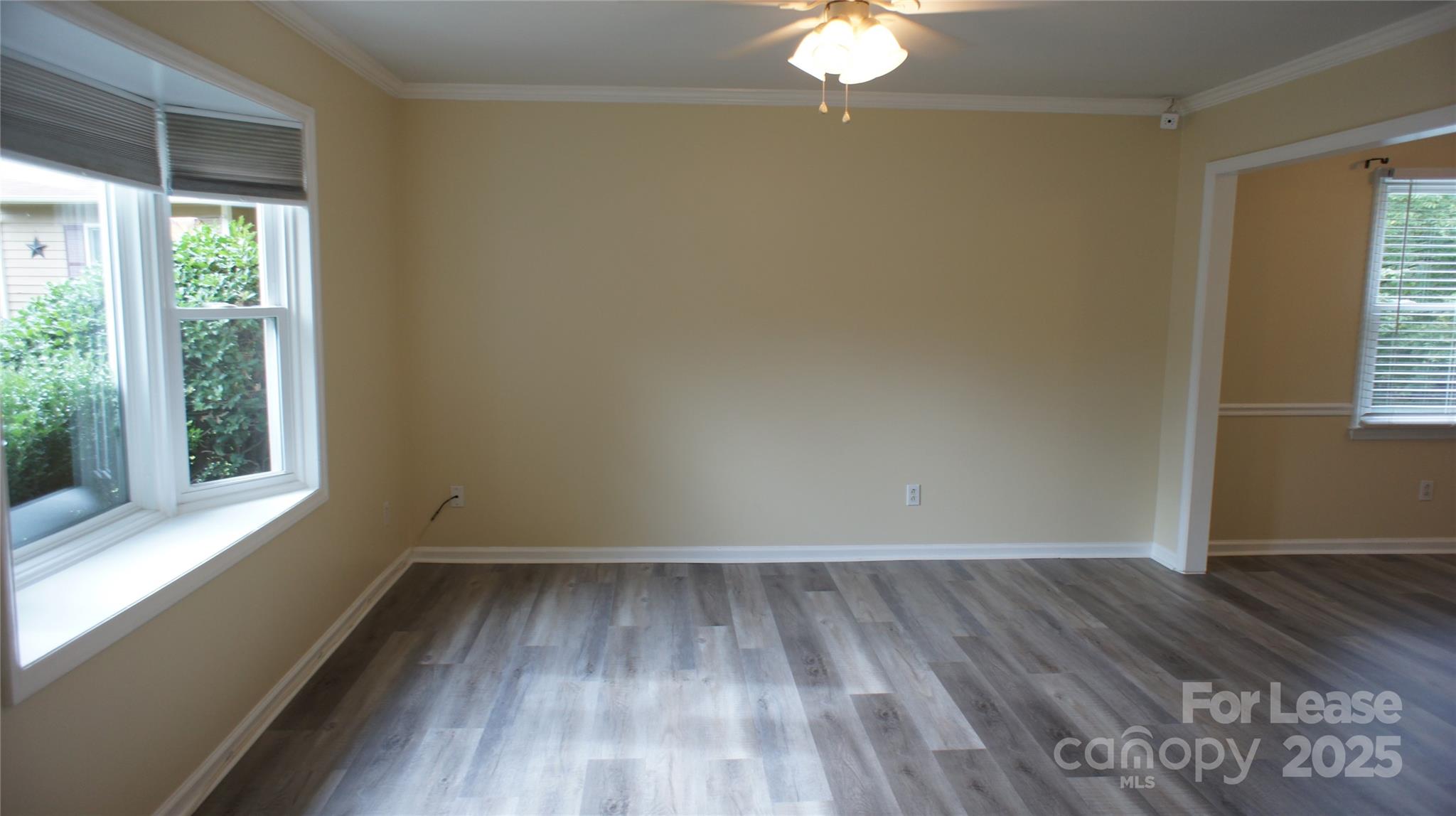 8306 Summerglen Circle