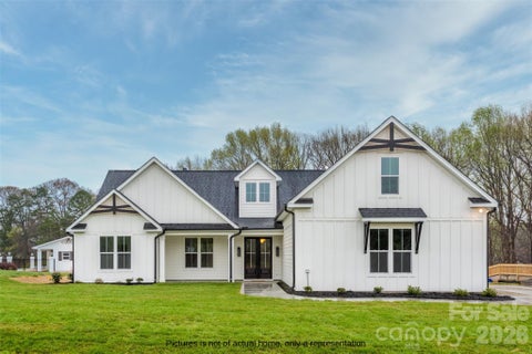 Photo of 104 Hickory Hill Road, Mooresville, NC 28117 (MLS # 4434468)