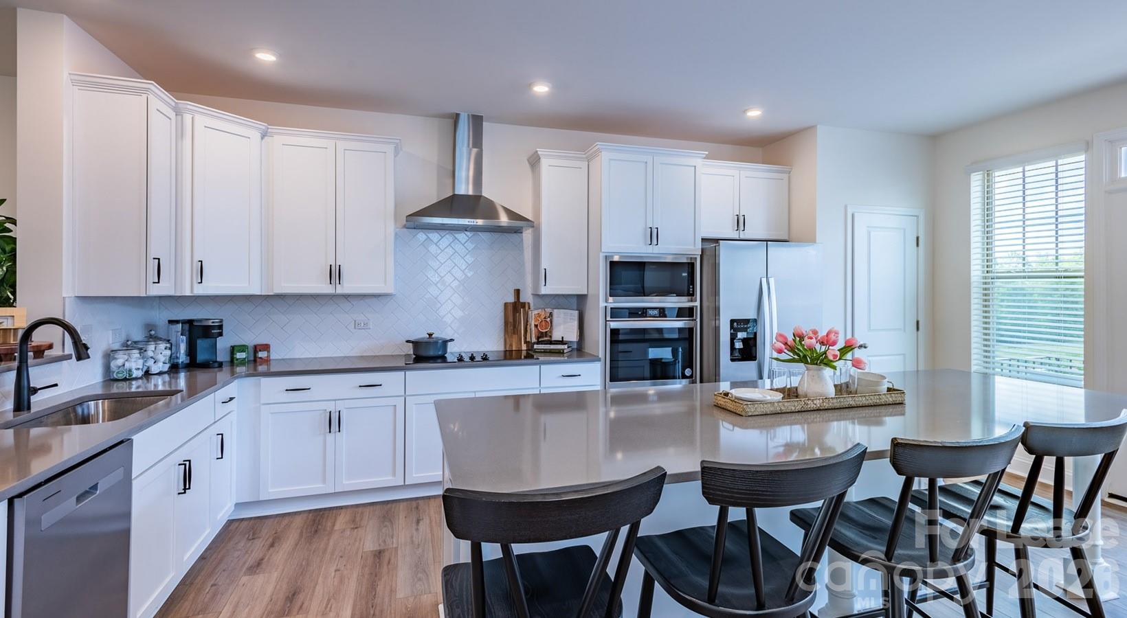 2635 W Trade Street Paxton