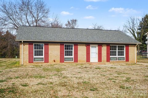 2200 Longdale Drive Charlotte NC 28217