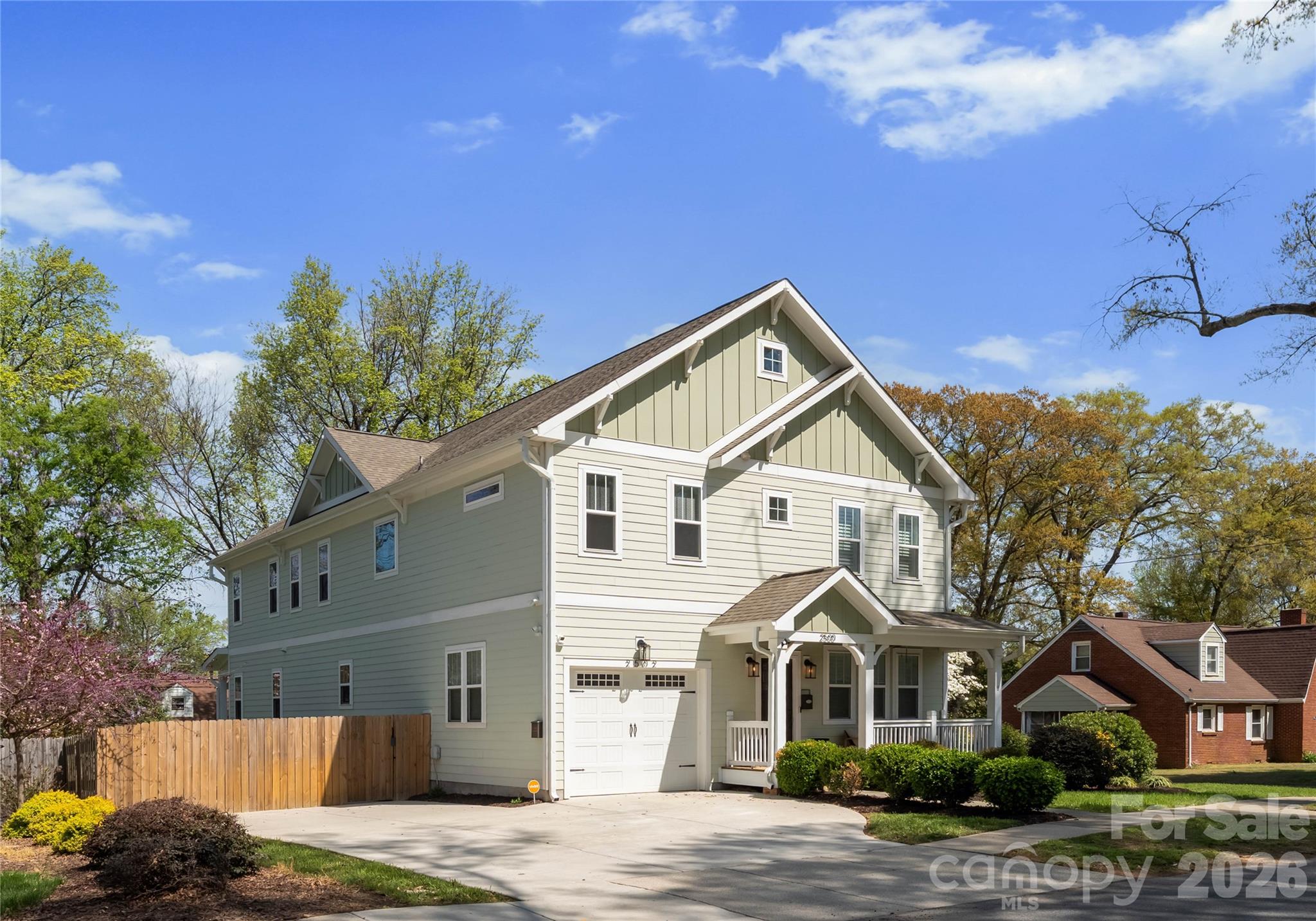 Camp Green - Residential