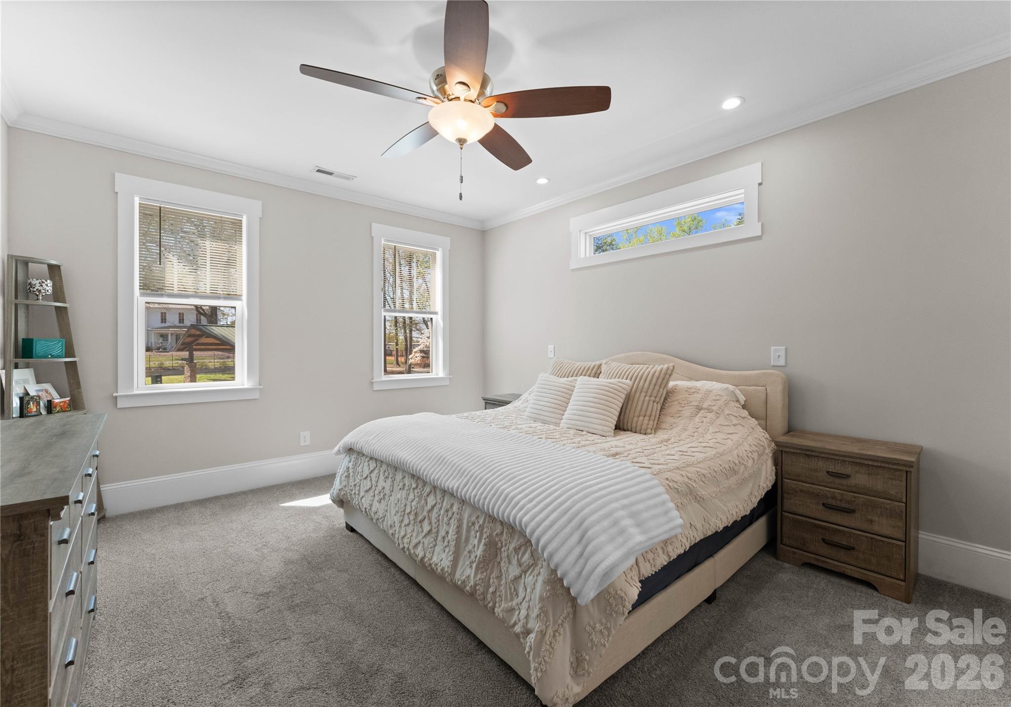 Camp Green - Residential