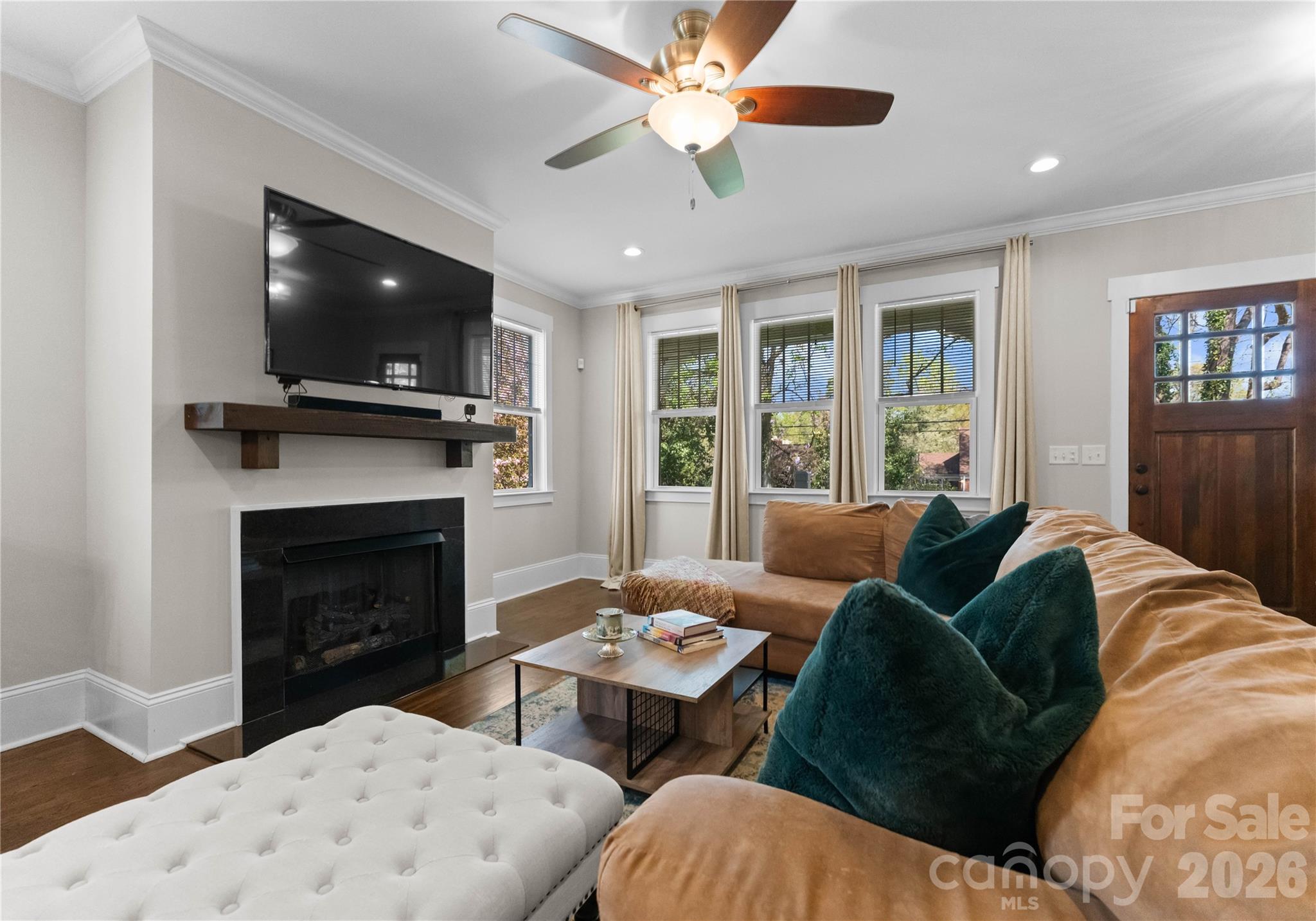 Camp Green - Residential