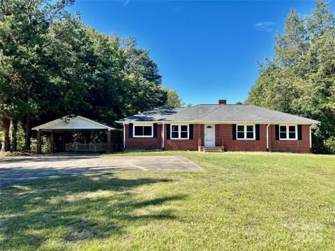 4181 Edgeland Road Edgemoor SC 29712