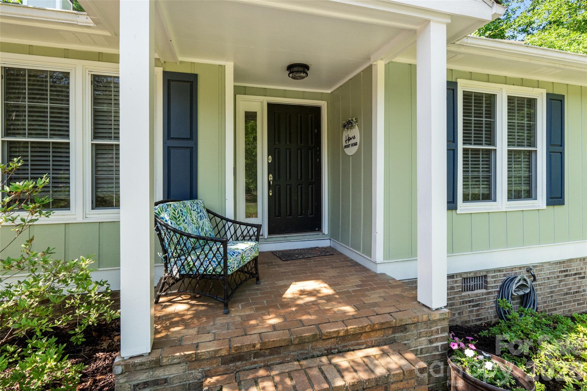 1081 Orchard Drive