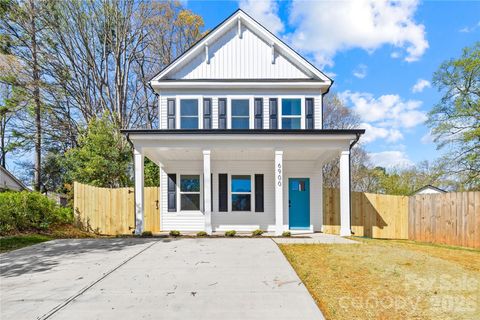 6900 Barrington Drive Charlotte NC 28215