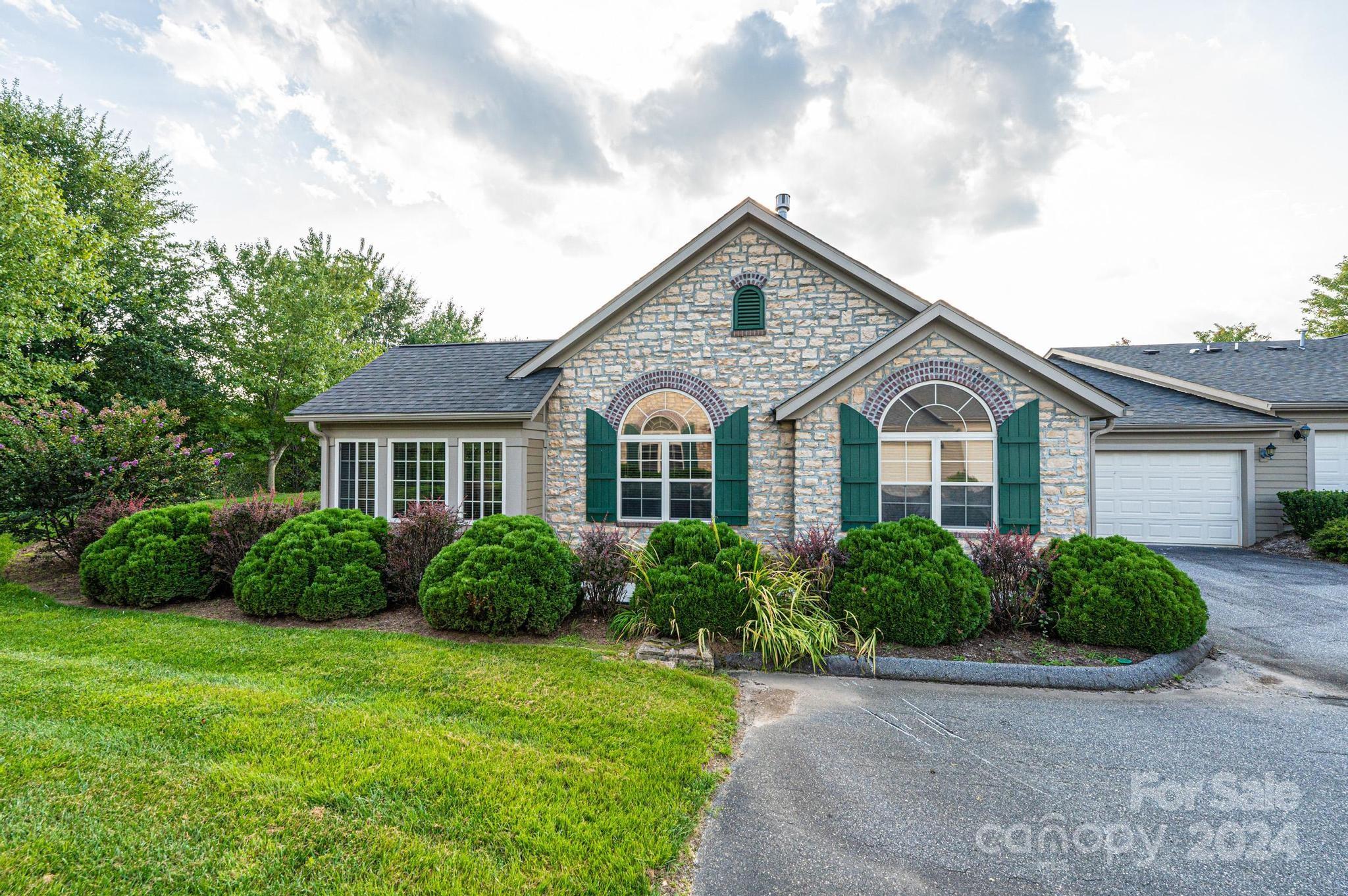 Wynnshire Ridge - Residential