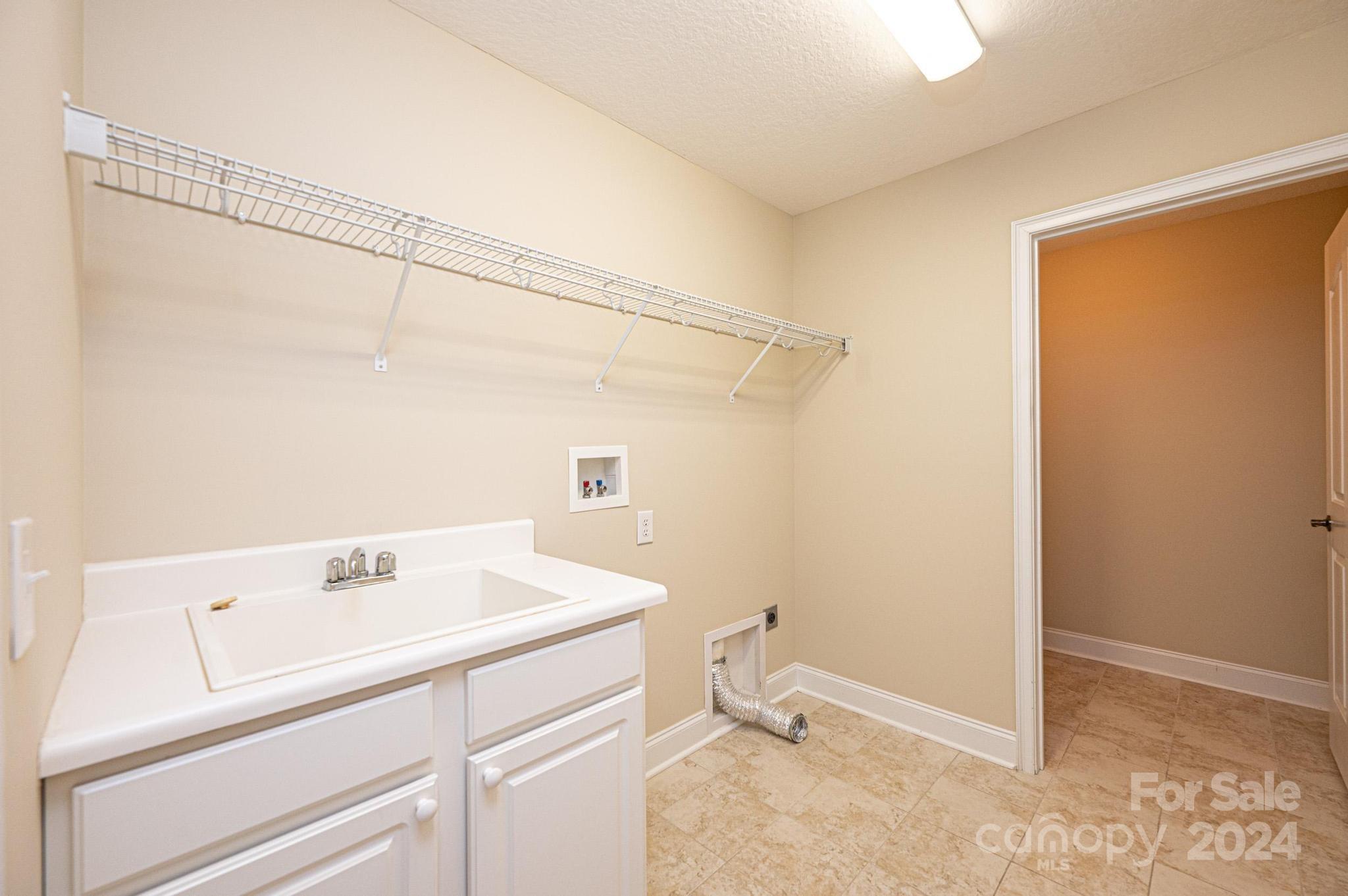 Wynnshire Ridge - Residential