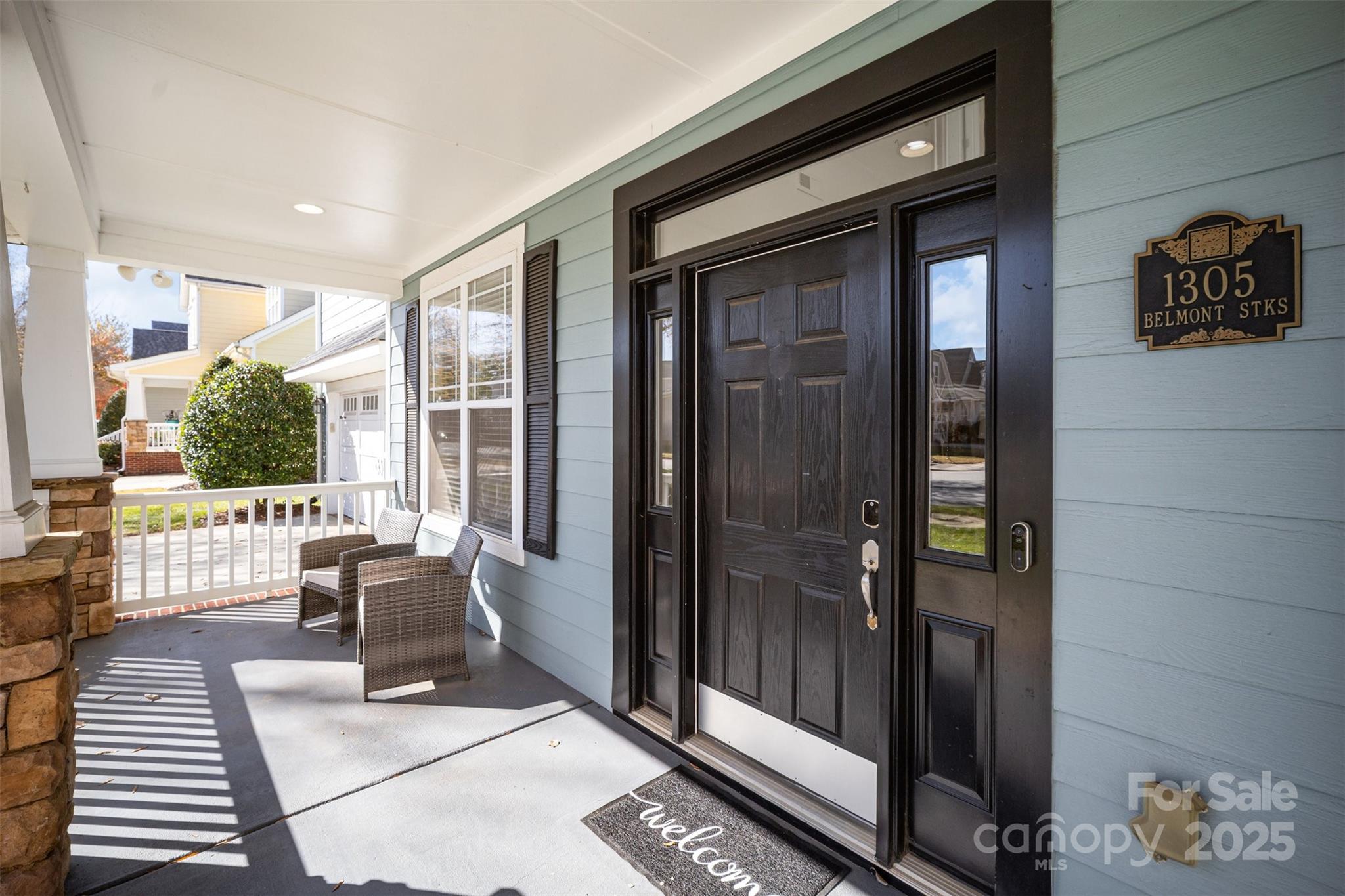 1305 Belmont Stakes Avenue